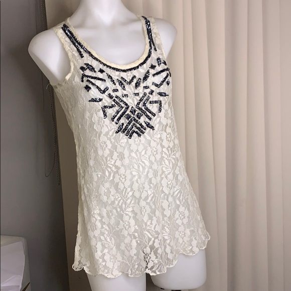Romeo & Juliet Couture Beaded Lace Tank top new with tags ivory lace - Picture 7 of 8